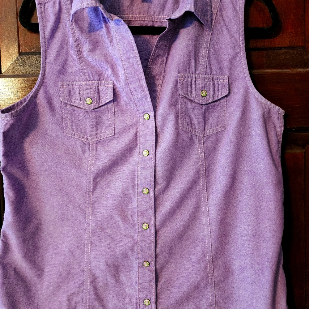 Bit & Bridle Sleeveless Top Light Purple
